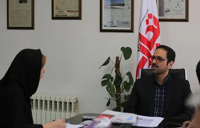 moghayese2.jpg