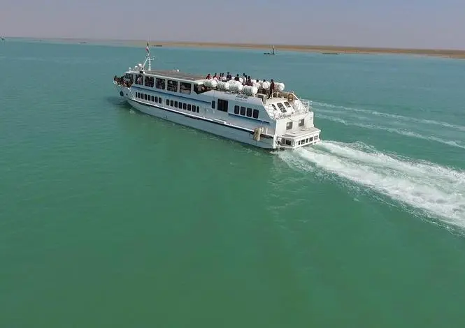 shiptour2.jpg