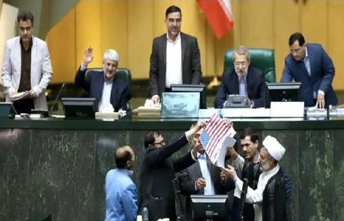 majles-barjam.jpg