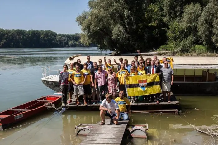 LIBERLAND3.jpg