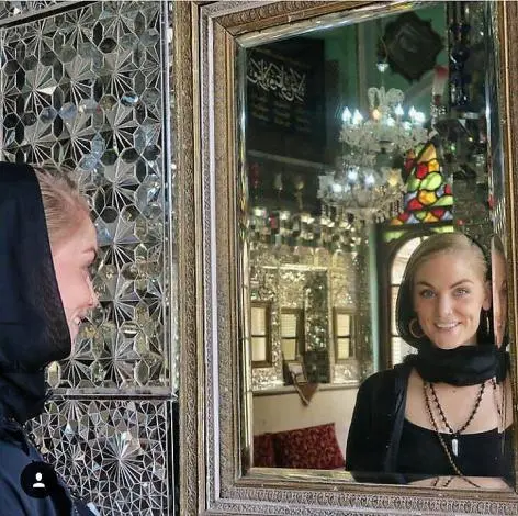 evelina11.jpg