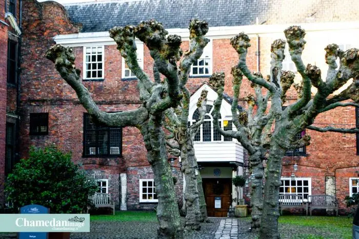 hotelengland2.jpg