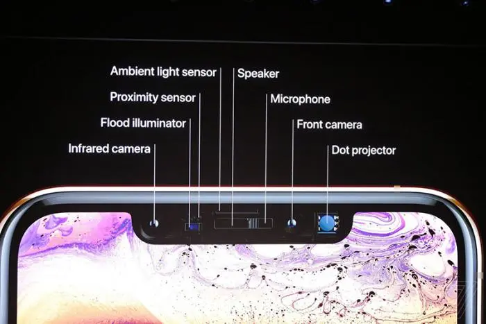 iPhoneXS3.jpg