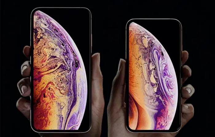 iPhoneXS.jpg