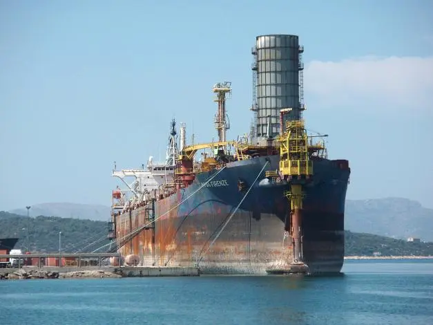 FLNGShip.JPG