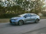 Toyota-CorollaSedan-2020-1024-05