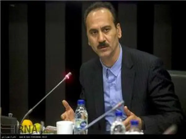 nematolahhaghighi.jpg