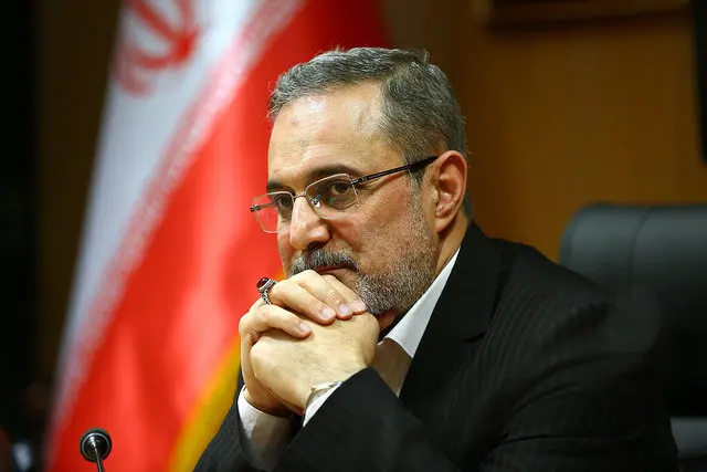 vaziramuzesh53.jpg