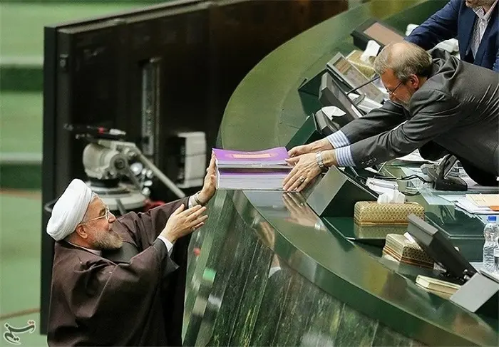 rohani-bodje-majles.jpg