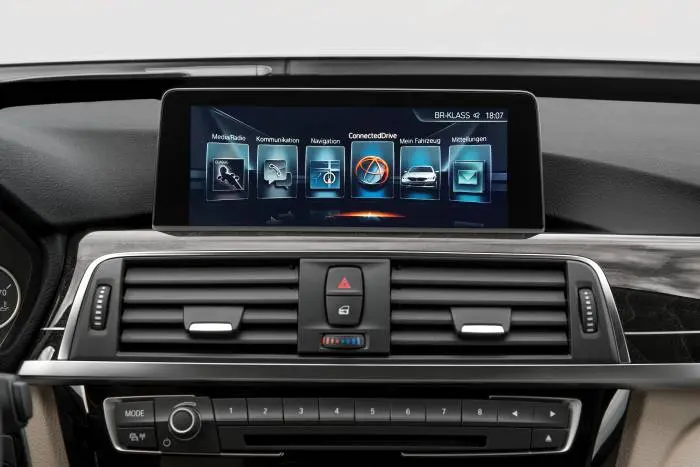 bmwx1.jpg