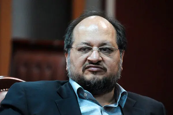 shariatmadari79.jpg