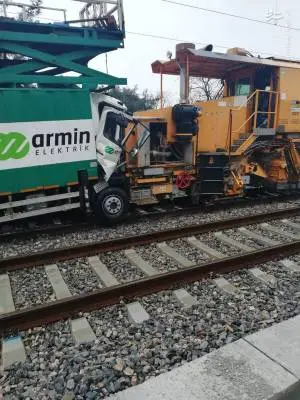2428486