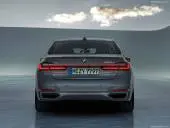 BMW-7-Series-2020-1024-10