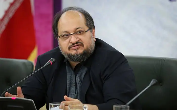 shariatmadari1.jpg