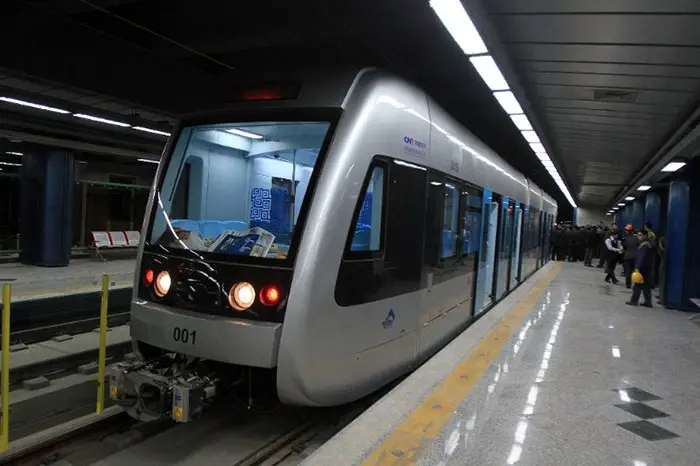 metro_950323.jpg
