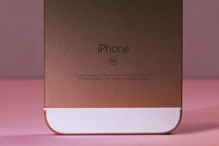 iphonese20730.jpg
