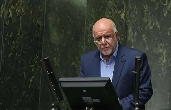 zanganeh-majles.jpg