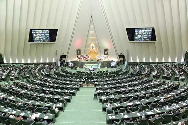 majles-222.jpg