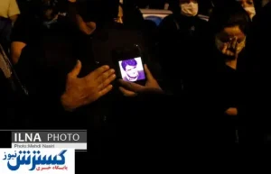 حضور گسترده مردم در مقابل بیمارستان جم+ فیلم و تصاویر
