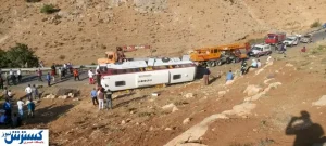 ۵۰٪ حادثه واژگونی اتوبوس گردن راننده افتاد!