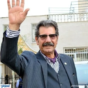 عزت الله مهرآوران در کنار پسرش + عکس