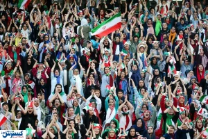 تماشگران به استادیوم می روند ولی به یک شرط