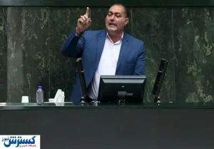 تذکر تند یک نماینده به دولت/ آموزش و پرورش محل وزن کشی سیاسی نیست