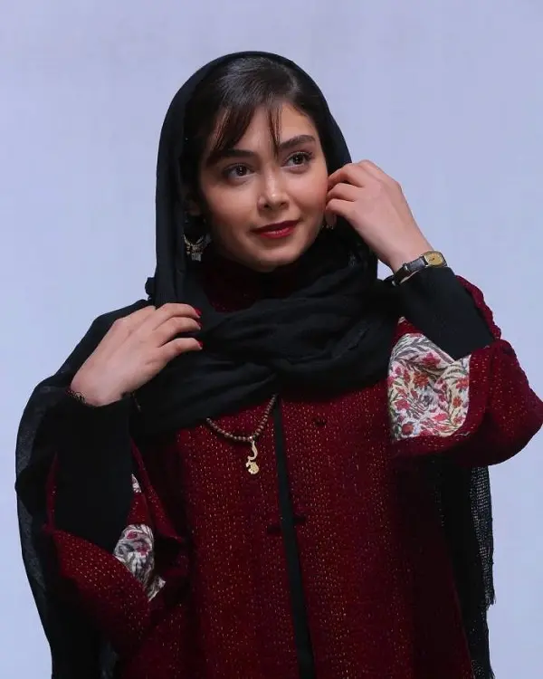 دیبازاهدی