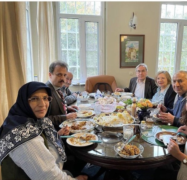 سفیر