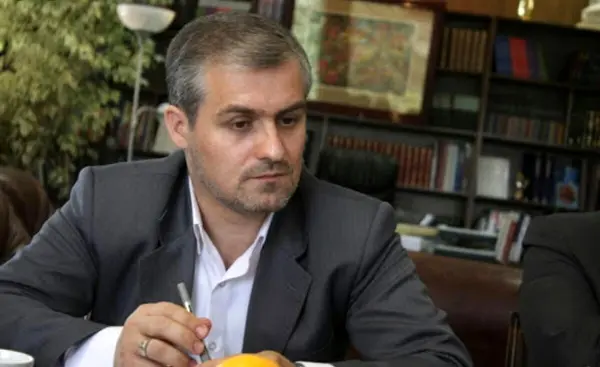 عظیمی