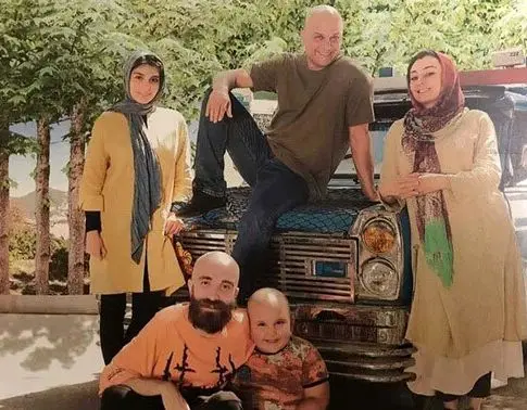 سانای امیر آبادی بازیگر نقش عاطفه در نیسان آبی