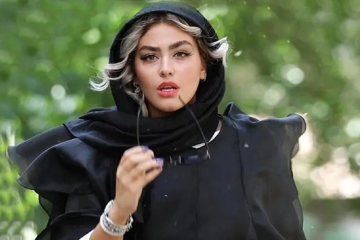ریحانه پارسا۱