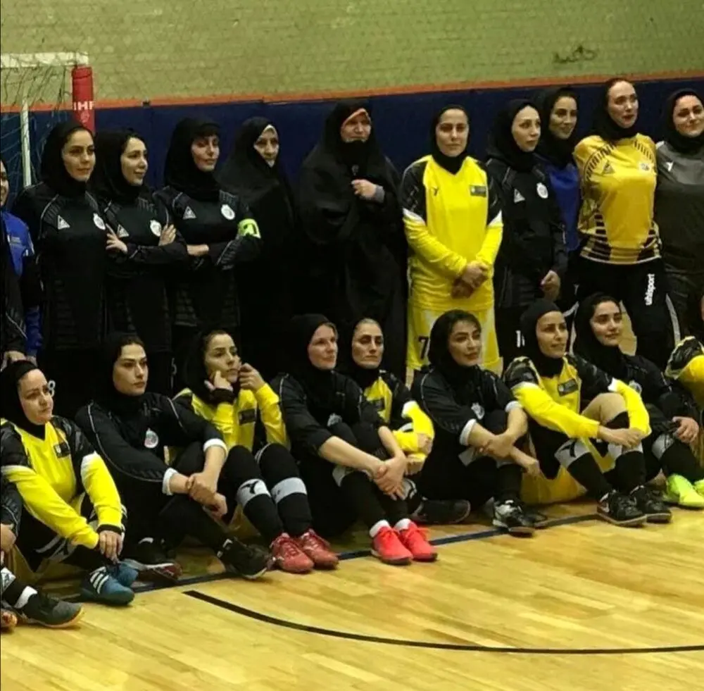 الناز