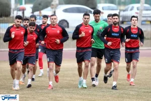 پایان قرارداد ۱۰ بازیکن پرسپولیس / ترابی و سرلک تمدید می کنند؟