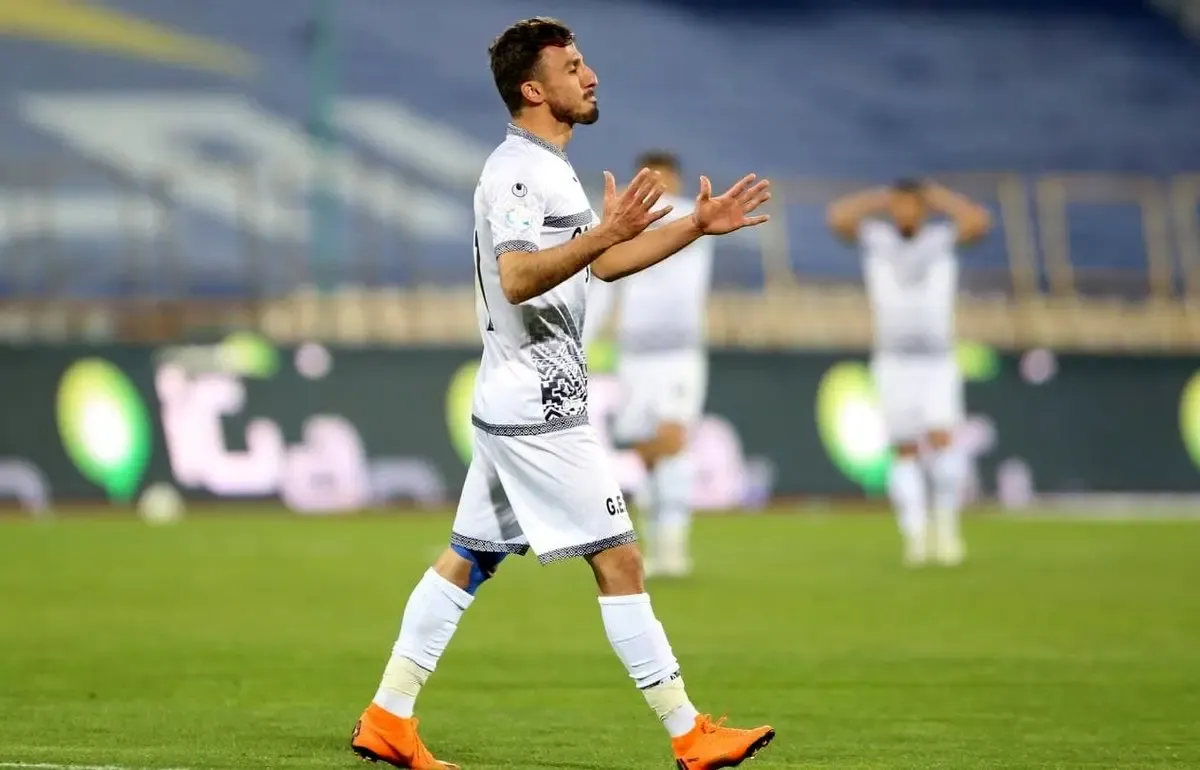 بمب پرسپولیس فردا منفجر می‌شود
