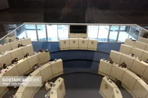 سقوط بورس به کانال بحران