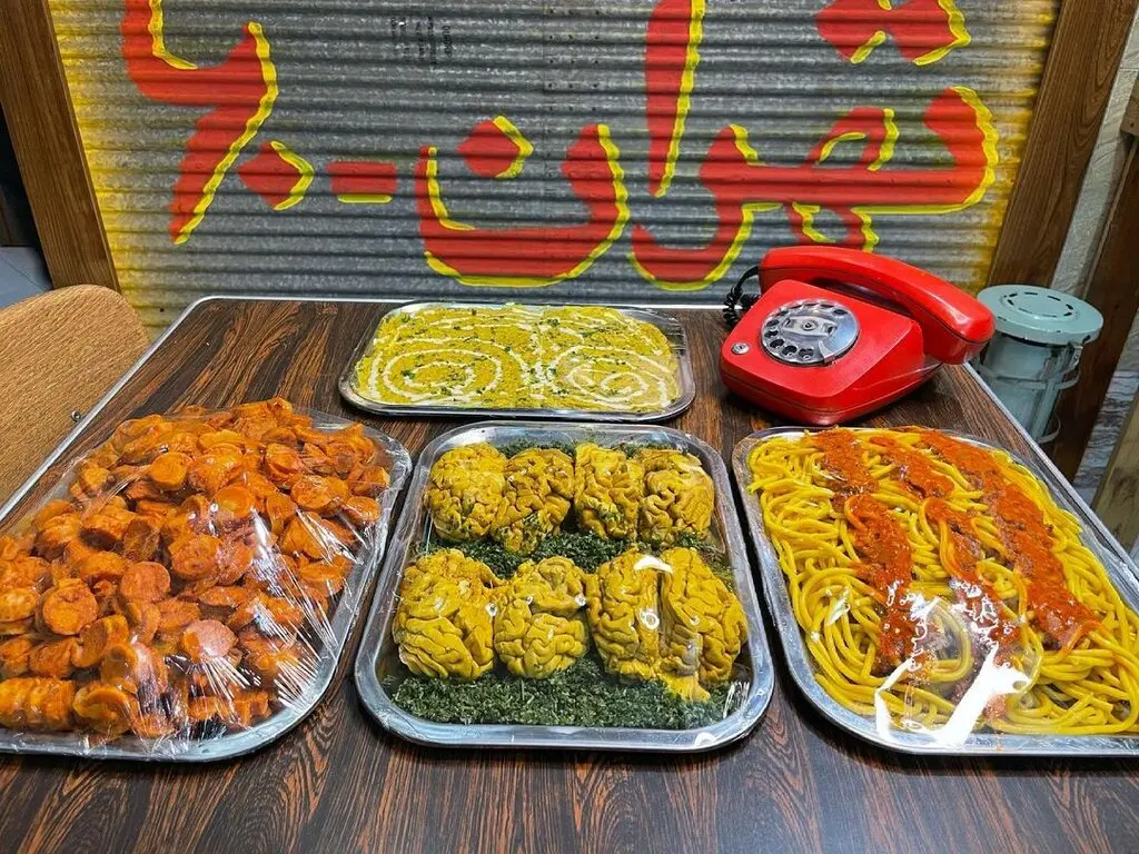 ساندویچی-لاله زار