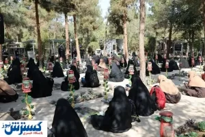 اردویی میان سنگ قبرها/ این مکان برای دانش آموزان مناسب نیست