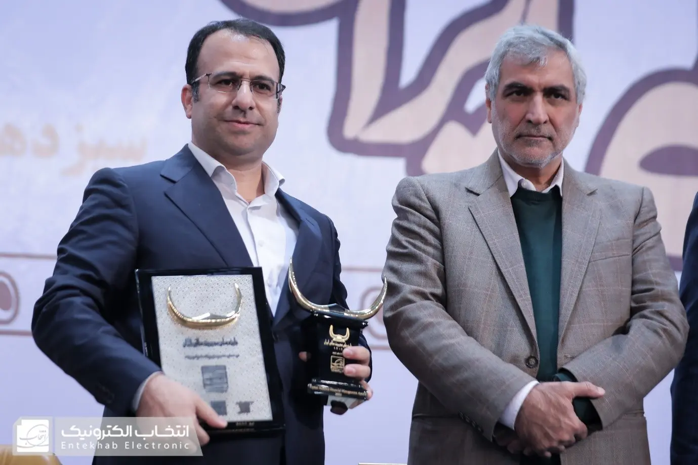 گروه-صنعتی-انتخاب-الکترونیک-2