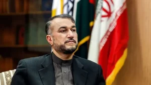 اقدام جنجالی وزیر امور خارجه در کنسرت علیرضا قربانی+جزئیات و عکس
