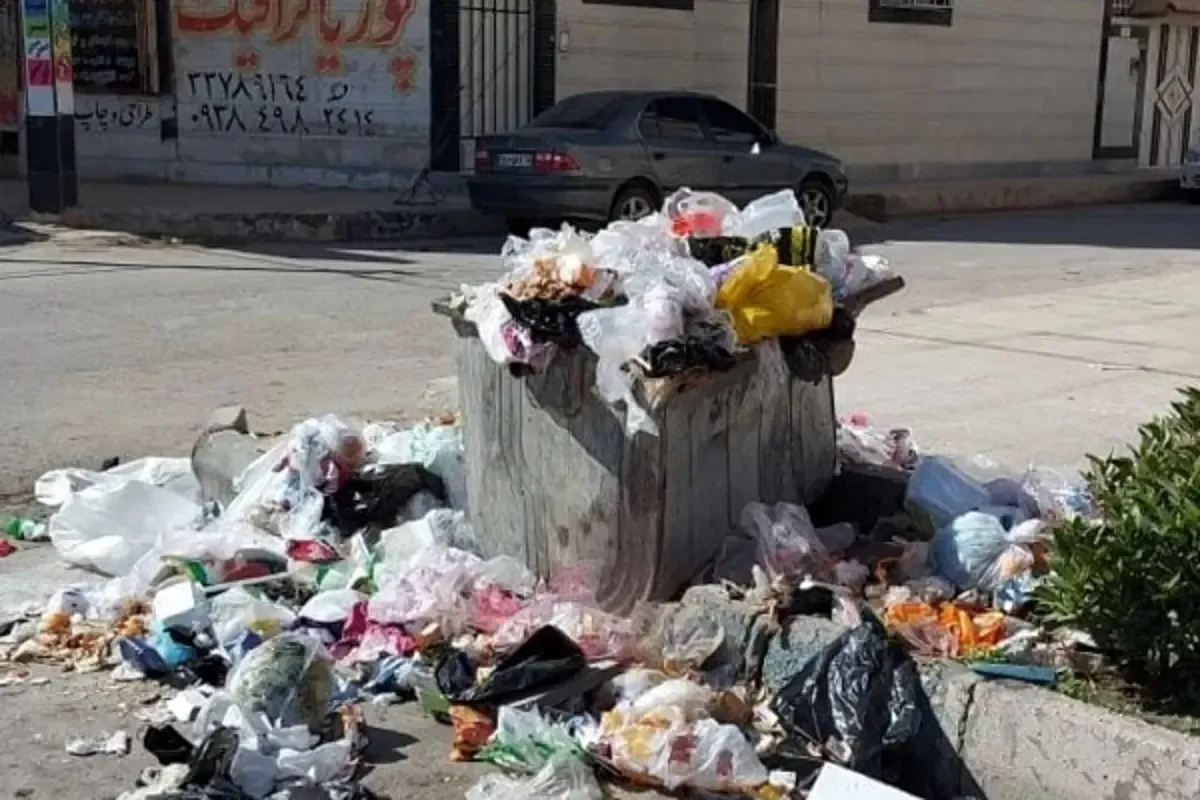 مشکل انباشت زباله در مخازن همچنان وجود دارد