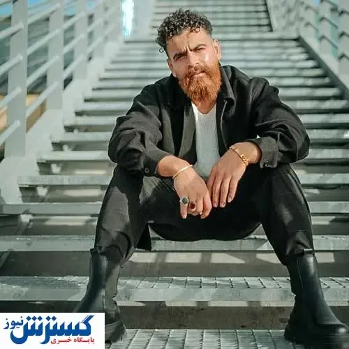خودزنی خواننده بر روی صحنه!+ فیلم