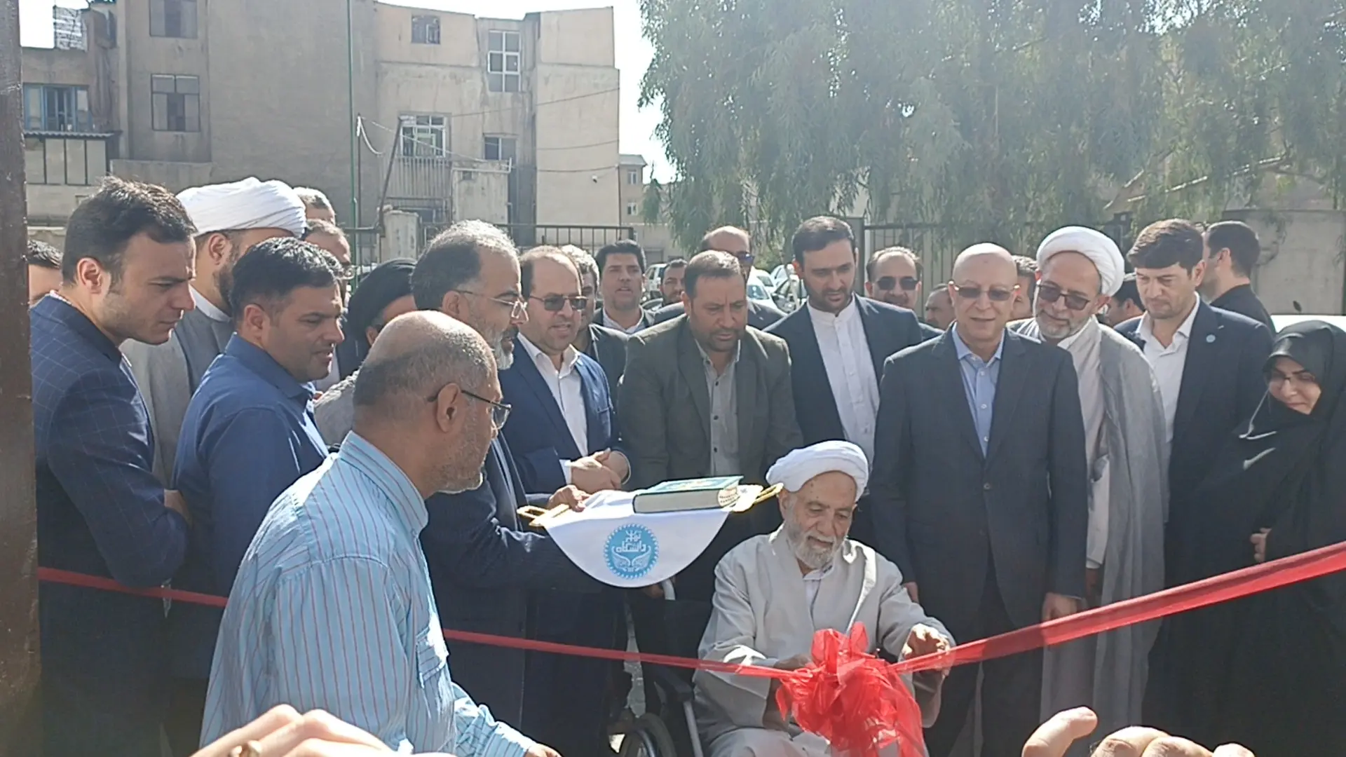 همسان-گزینی