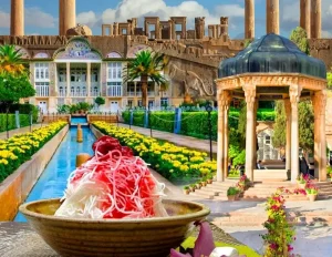 قیمت تور شیراز / سفر به شهر شعر و ادب چقدر در می یاد؟