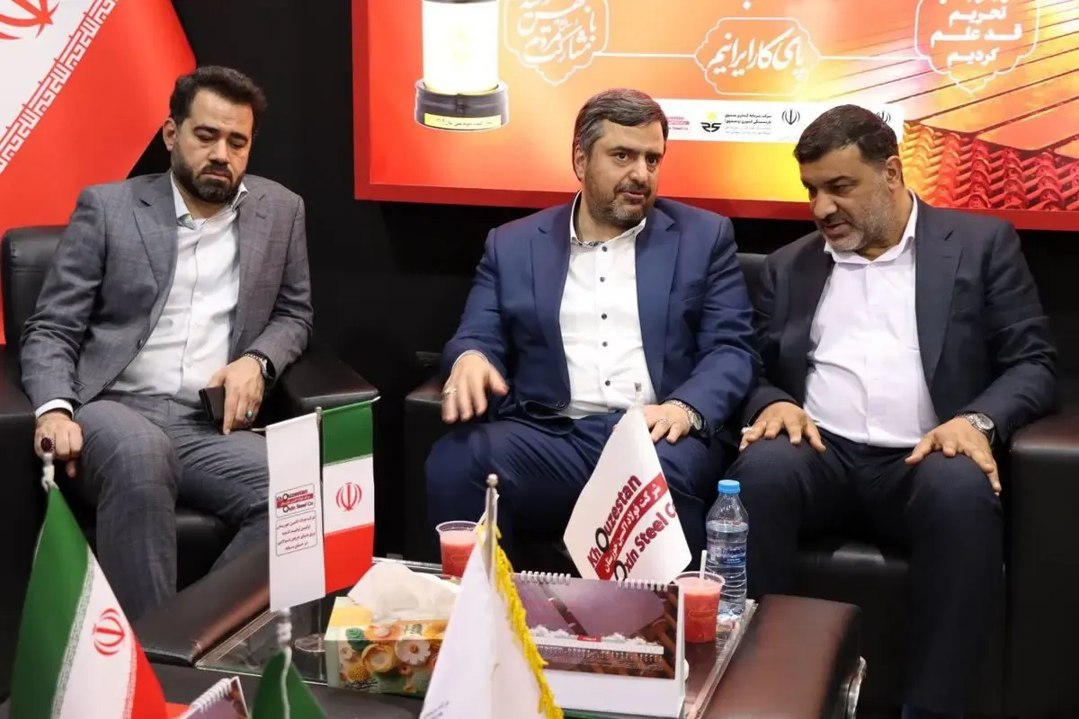 فولاد اکسین خوزستان به شعارهای مقام معظم رهبری لبیک گفته است / تکمیل زنجیره ارزش فولاد در اکسین پیگیری می‌شود