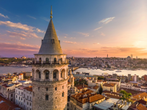 بهترین زمان سفر به استانبول؛ چه فصلی تور استانبول ارزان‌تر است؟