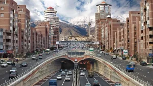 چراغ سبز به خودروی شخصی؛ پارکینگ‌سازی یا تشدید ترافیک؟