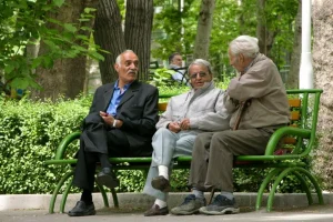 بی‌عدالتی در حق بازنشستگان ۱۴۰۱؛ مطالبه جدی برای اصلاح حقوق و احکام