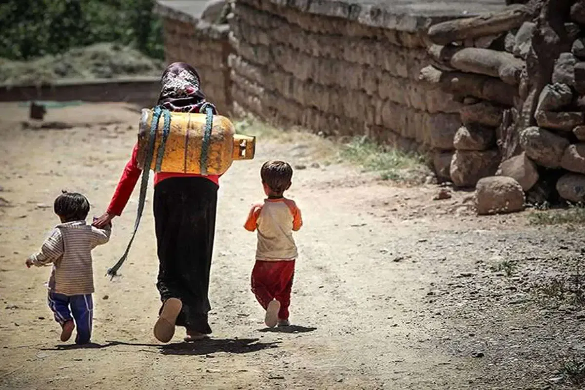 خط فقر ۶۰ میلیونی و دهک‌ بندی ۳۰ میلیونی؛ سیاستی که به خطا رفت