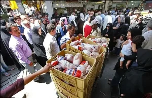 گوشت، مرغ و تخم مرغ قیمت‌ها از کنترل خارج شده‌اند